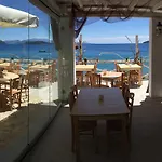 Vassilias Beach 2*
