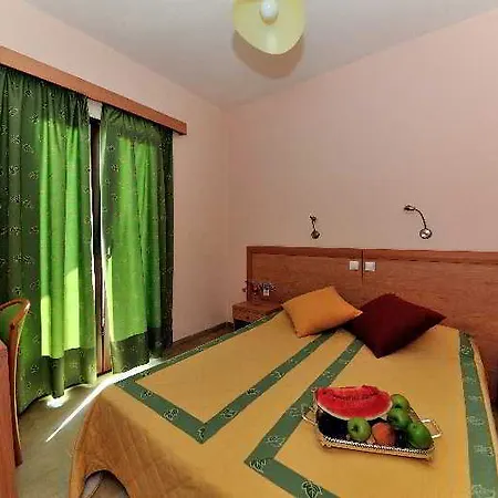 Vassilias Beach 2*