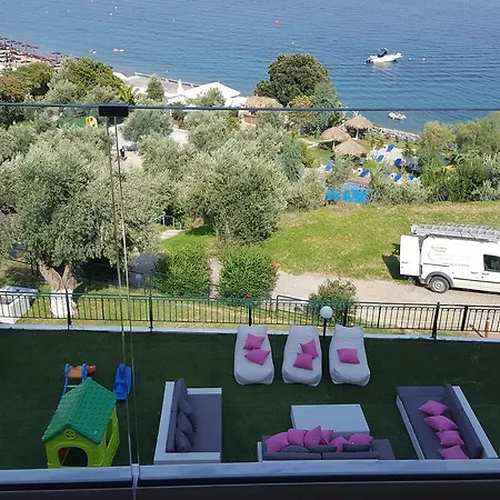 מלון דירות Vassilias Beach