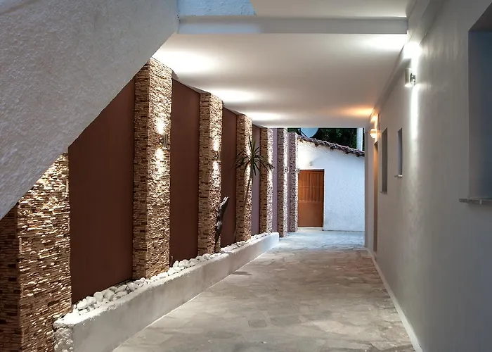 Vassilias Beach Apart-hotel