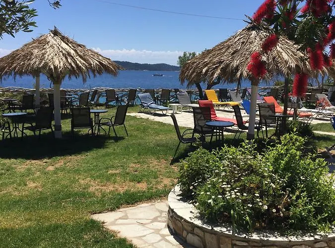 Vassilias Beach Apart-hotel