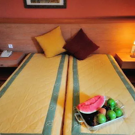 Vassilias Beach 2* Vasilias (Skiathos)