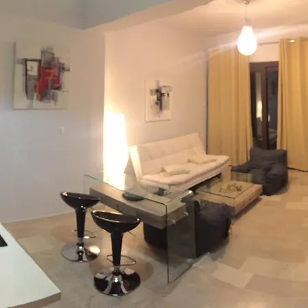 Vassilias Beach Lägenhetshotell 2*