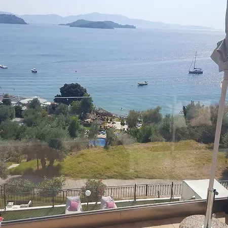 Vassilias Beach 2* Vasziliász